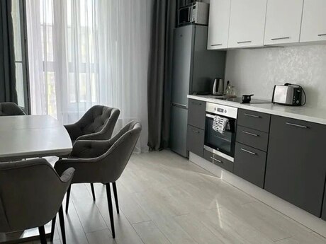 3 otaqlı yeni tikili - 28 May m. - 120 m²