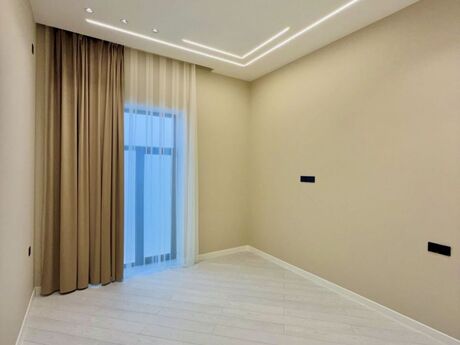 House with Garden, Villa For Sale