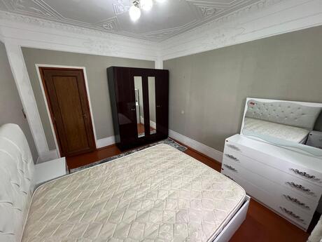 3 otaqlı köhnə tikili - Əhmədli m. - 60 m²