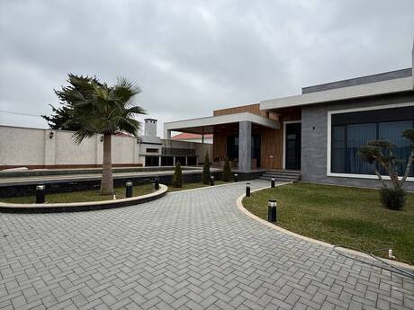 4 otaqlı həyət evi/bağ evi - Mərdəkan q. - 240 m²