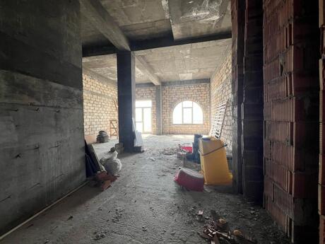 2 otaqlı yeni tikili - Ağ şəhər q. - 81 m²