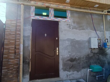 2 otaqlı həyət evi/bağ evi - Xırdalan - 34 m²