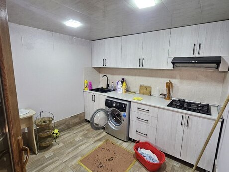 3 otaqlı həyət evi/bağ evi - Badamdar q. - 156 m²