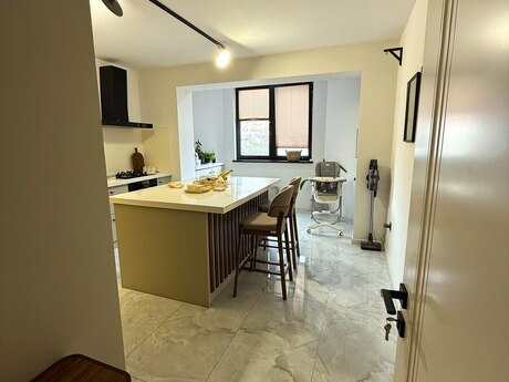 2 otaqlı yeni tikili - Bakıxanov q. - 95 m²