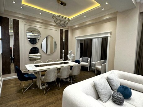 4 otaqlı yeni tikili - Nəsimi r. - 211 m²