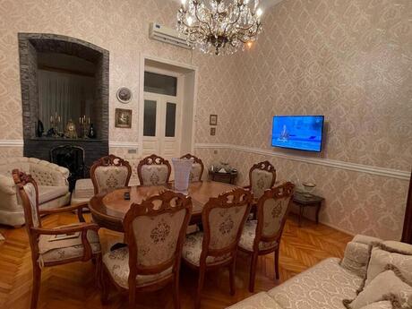 Elan №5850750 - Bakı, Sahil m., 3 otaqlı, 100 m², 1/5 mərtəbə
