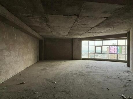 4 otaqlı yeni tikili - Sahil m. - 230 m²