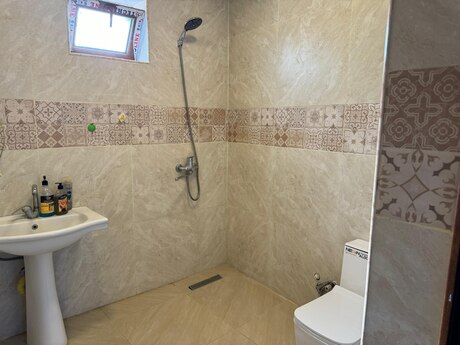 House with Garden, Villa For Sale