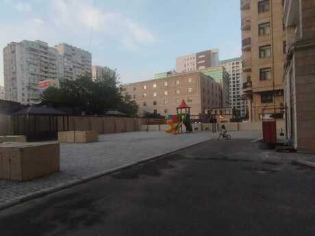 4 otaqlı yeni tikili - Nəsimi r. - 164 m²