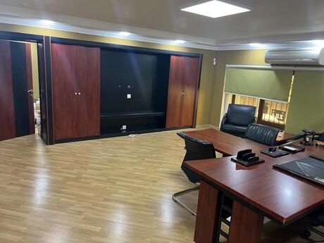 Obyekt - Nəriman Nərimanov m. - 330 m²