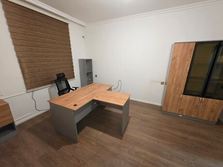 3 otaqlı ofis - Nəsimi r. - 80 m²