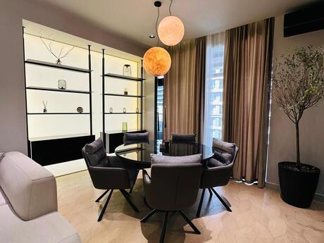 3 otaqlı yeni tikili - 8 Noyabr m. - 148 m²