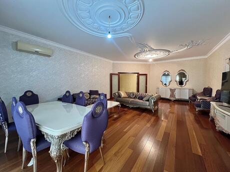 5-room apartment, 250 m², 28 May: 820 000 ₼ 3
