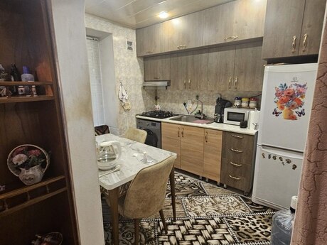 3 otaqlı köhnə tikili - Gənclik m. - 85 m²