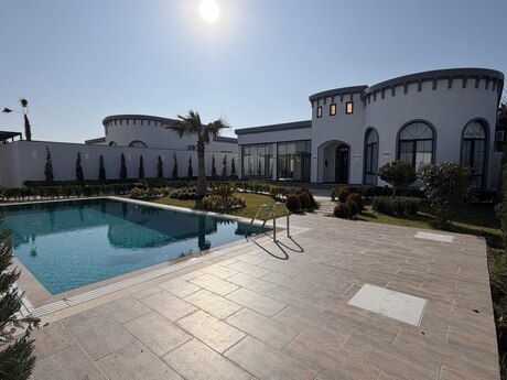 4 otaqlı həyət evi/bağ evi - Mərdəkan q. - 290 m²