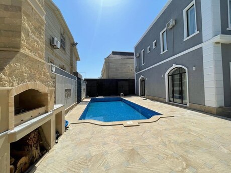 5 otaqlı həyət evi/bağ evi - Mərdəkan q. - 300 m²