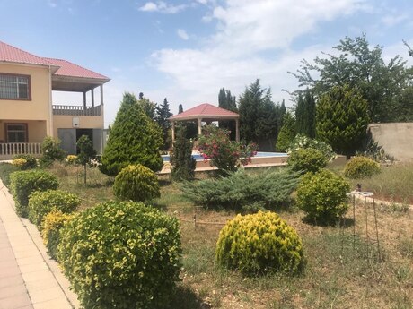 6 otaqlı həyət evi/bağ evi - Nardaran q. - 250 m²