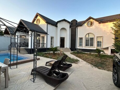 4 otaqlı həyət evi/bağ evi - Mərdəkan q. - 250 m²