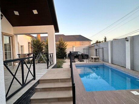4 otaqlı həyət evi/bağ evi - Mərdəkan q. - 250 m²