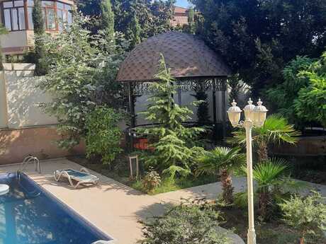 6 otaqlı həyət evi/bağ evi - Bilgəh q. - 420 m²