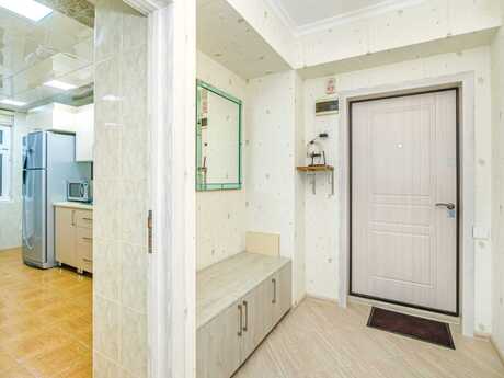 3 otaqlı köhnə tikili - 28 May m. - 89 m²