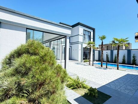 6 otaqlı həyət evi/bağ evi - Mərdəkan q. - 290 m²