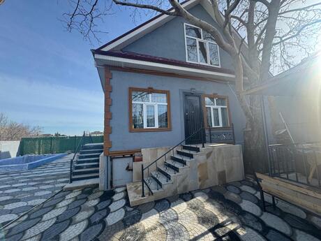 4 otaqlı həyət evi/bağ evi - Görədil q. - 180 m²