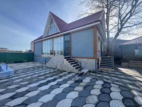 4 otaqlı həyət evi/bağ evi - Görədil q. - 180 m²