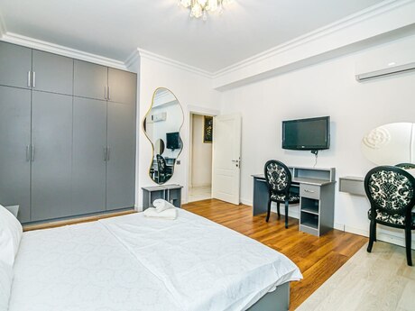 2 otaqlı yeni tikili - Nizami m. - 102 m²
