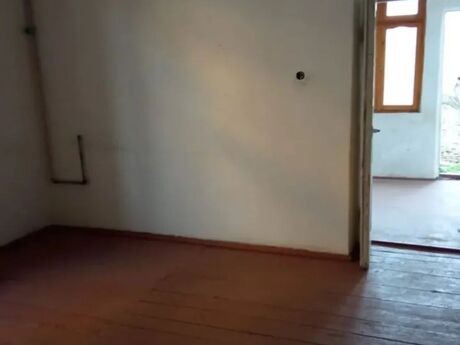 3 otaqlı həyət evi/bağ evi - M.Ə.Rəsulzadə q. - 70 m²