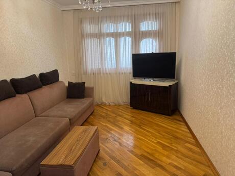 4 otaqlı köhnə tikili - Sumqayıt - 100 m²