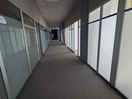 20-комн. офис - Насиминский  р. - 1600 м²
