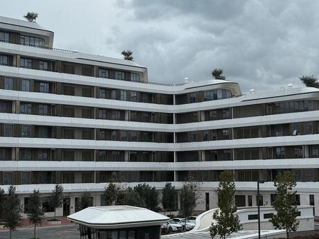 Elan №5854300 - Bakı, Ağ şəhər q., 3 otaqlı, 139 m², 3/10 mərtəbə