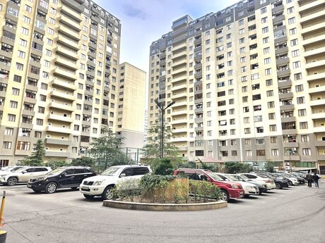 2-комн. новостройка - м. Кара Караев - 48 м²