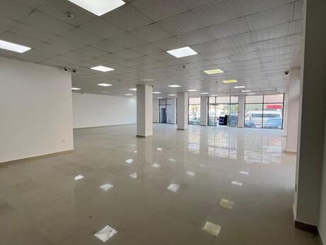 Obyekt - Şüvəlan q. - 1300 m²
