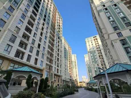 Elan №5854531 - Bakı, Gənclik m., 3 otaqlı, 81 m², 12/17 mərtəbə