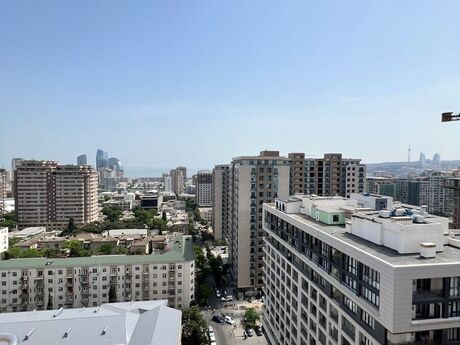 5 otaqlı yeni tikili - 28 May m. - 411 m²