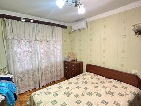 3 otaqlı köhnə tikili - Nizami m. - 70 m²