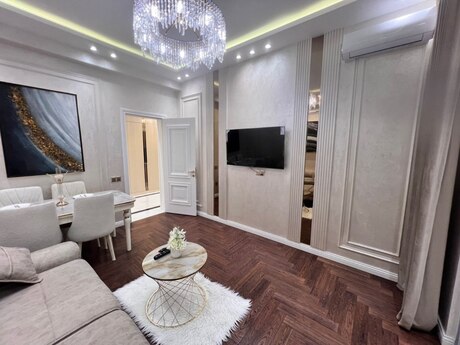 2 otaqlı yeni tikili - Nərimanov r. - 70 m²