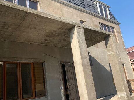 7 otaqlı həyət evi/bağ evi - Badamdar q. - 390 m²