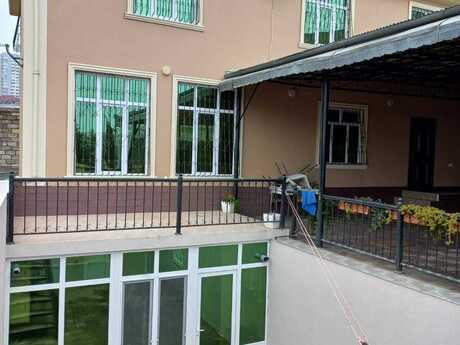 7 otaqlı həyət evi/bağ evi - Badamdar q. - 280 m²