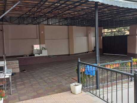 7 otaqlı həyət evi/bağ evi - Badamdar q. - 280 m²