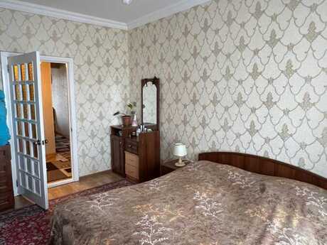 3 otaqlı köhnə tikili - Yeni Yasamal q. - 90 m²