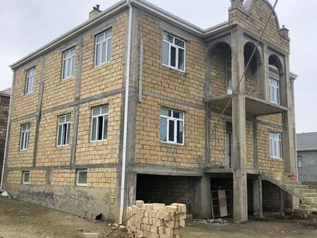 9 otaqlı həyət evi/bağ evi - Atyalı q. - 600 m²
