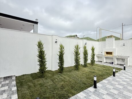 4 otaqlı həyət evi/bağ evi - Şüvəlan q. - 160 m²