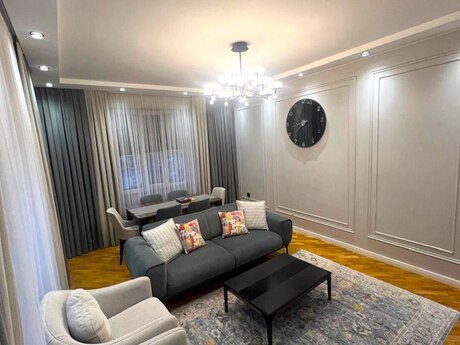 4 otaqlı yeni tikili - Binəqədi r. - 115 m²