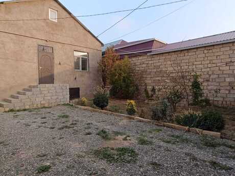 4 otaqlı həyət evi/bağ evi - Çiçək q. - 106 m²