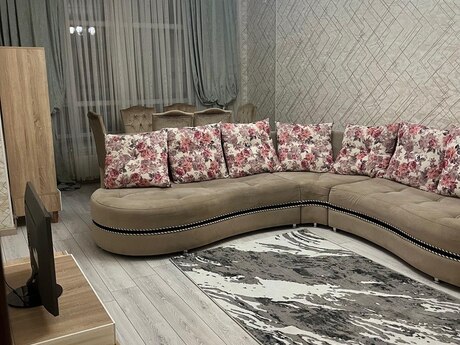 Elan №5855997 - Bakı, Ağ şəhər q., 2 otaqlı, 90 m², 8/16 mərtəbə