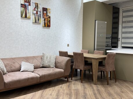 2 otaqlı yeni tikili - 28 May m. - 75 m²