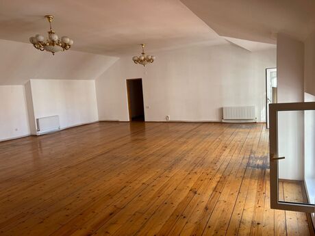 9 otaqlı həyət evi/bağ evi - Nərimanov r. - 600 m²